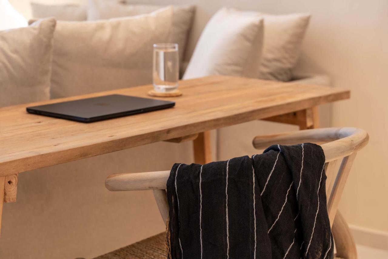 Aura Suites Paros ナウサ エクステリア 写真