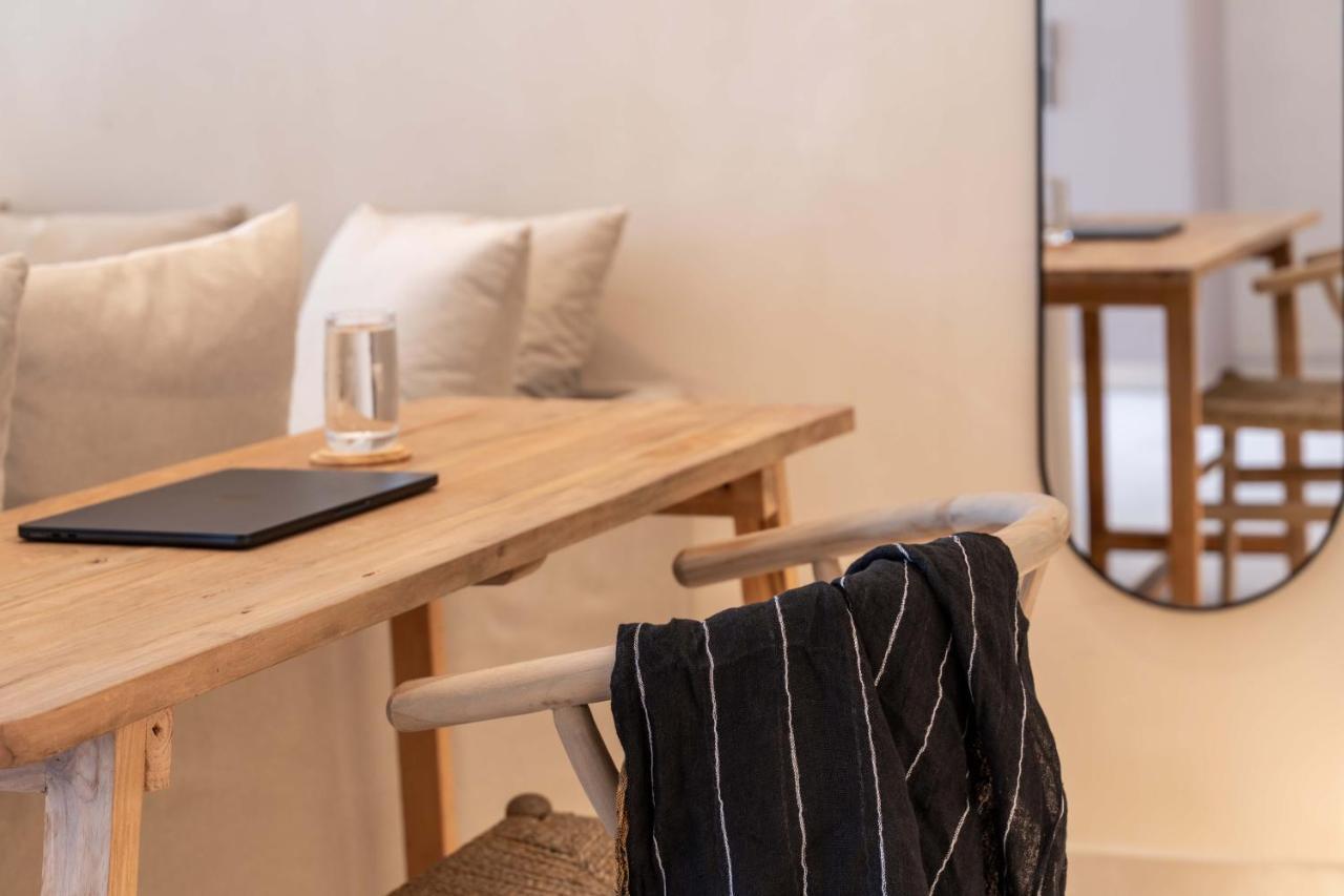 Aura Suites Paros ナウサ エクステリア 写真